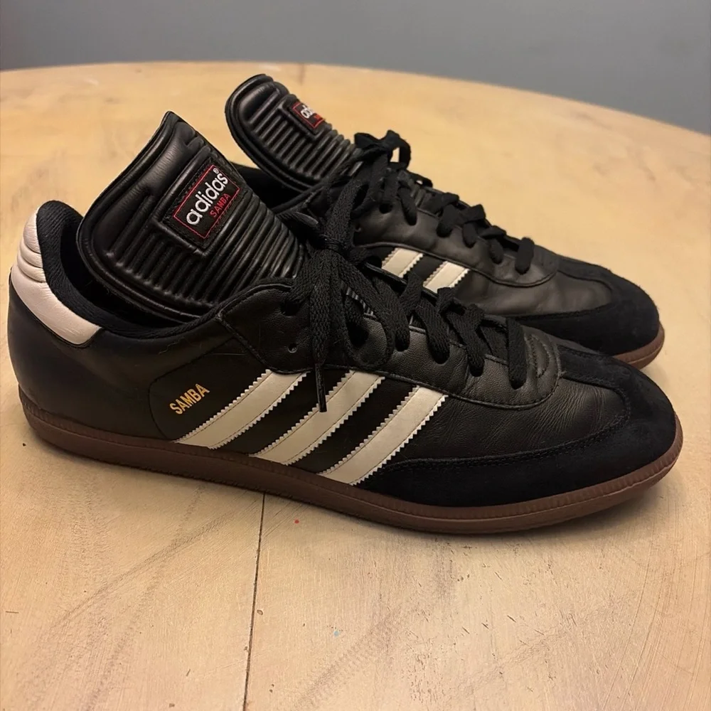 Adidas Samba Classic Shoes Mens Size 13US Black White Gum 034563 - Picture 2 of 7